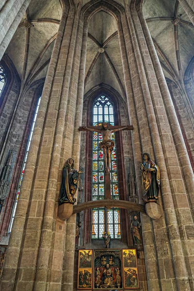 ドイツ バイエルン州ニュルンベルク 2023年4月30日 中世の福音ルーテル教会である聖ローレンツ 聖ローレンス の内部ビューは ドイツのソンドルケク建築の後期に1400年から1477年に建設されました 臓器が三つ — ストック写真