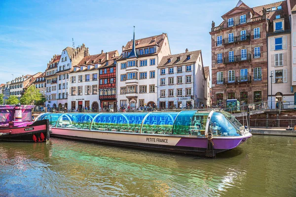 Strasbourg Francja Maj 2023 Embarcadere Quais Des Bateliers Łodzi Turystycznej — Zdjęcie stockowe
