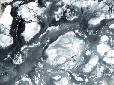 Soyut siyah-beyaz fantastik resim, sanat yaratıcısı el yapımı arka plan, mermer doku, soyut okyanus, tuvaldeki akrilik resim. Çağdaş sanat.