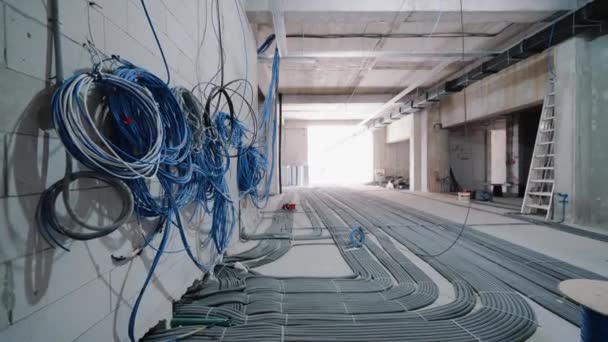 Cables Cámara Vuelo Construcción Piso Hormigón Imágenes Alta Calidad — Vídeos de Stock