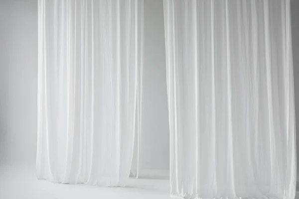 Witte Golvende Gordijn Met Patroon Achtergrond Transparant Gordijn Muur Stockfoto