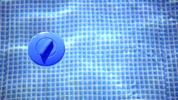 Plastic Made Floating Outdoor Swimming Pool Chemical Chlorine Dispenser Pool — Vídeos de Stock