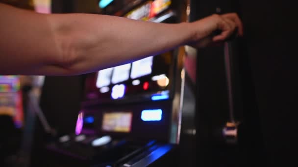 Caucasian People Playing Classic Casino Slot Machines Close Footage Las — Stock Video