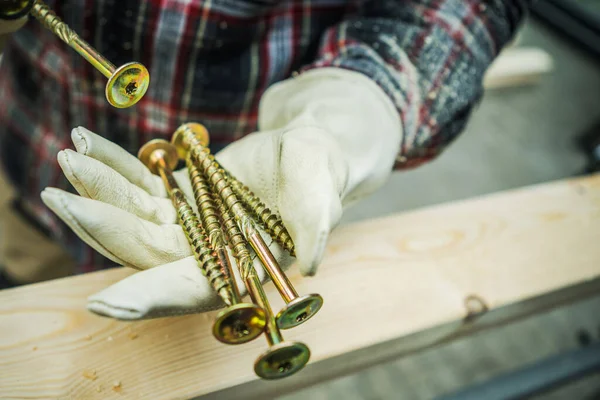 Large Heavy Duty Wood Construction Screws Worker Hands Woodworking Theme — Stock Photo, Image