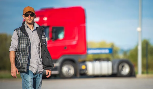 Necessary Truck Stop Break Caucasian Semi Truck Driver Taking Short — Stock Photo, Image