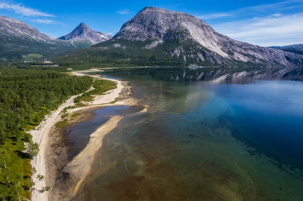 Escandinavia Aerial Theme Noruego Nordland Lake Rock Formations — Foto de Stock