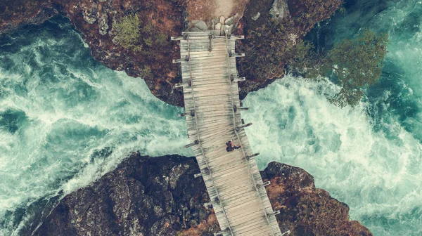 Letecký Pohled Bělošskou Turistiku Dřevěném Mostě Nad Scénickou Roklí Skalnaté — Stock fotografie