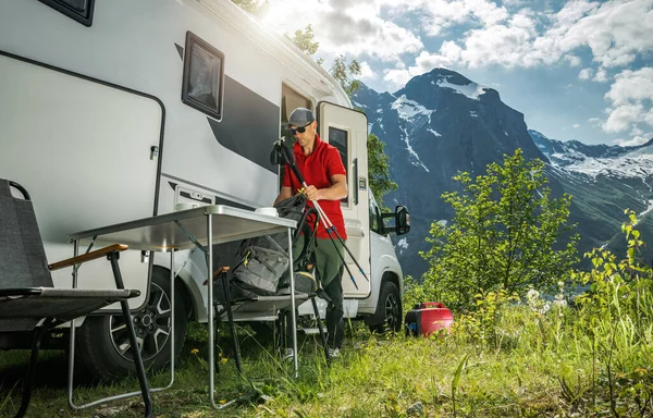 Camper Van Motor Home Road Trip Theme Recreational Vehicle Vacation — Stock Photo, Image