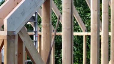 Ahşap İskelet Evi Çerçeve Binası. İnşaat Endüstrisi Teması.