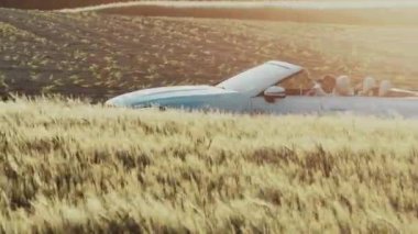 Kafkas Driver Modern Cabriolet 'iyle Yaz Yolculuğunun tadını çıkarıyor. Zarif üstü açık araba.