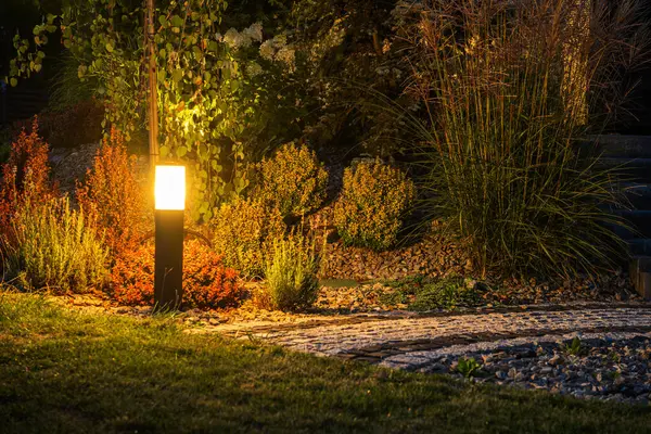 Led Garden Outdoor Lighting Illuminating Landscape Dalam Bahasa Inggris Tema Stok Foto Bebas Royalti
