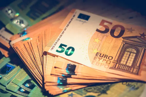 Fifty Euro Banknotes Arranged Neatly Showcasing Distinctive Colors Designs Dark — Stock Photo, Image