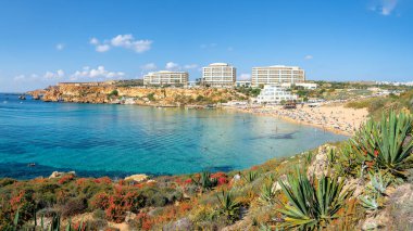 Golden Bay plajlı manzara, Malta