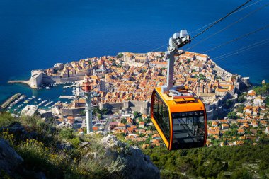 Dubrovnik teleferik, Hırvatistan 'ın Srd Dağı' ndan panoramik manzara