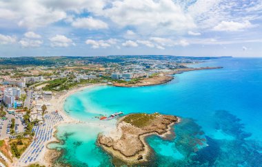 Nissi plajlı manzara, Ayia Napa, Kıbrıs