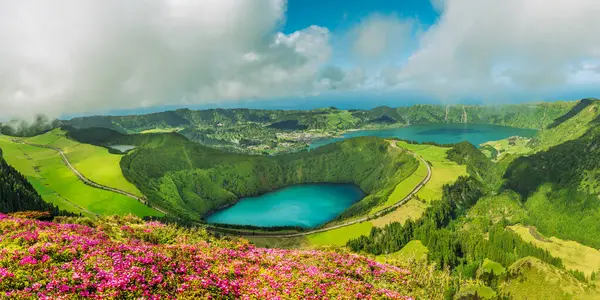 stock image Sete Cidades dual lakes in Sao Miguel, showcasing the Azores volcanic landscapes and lush natural beauty