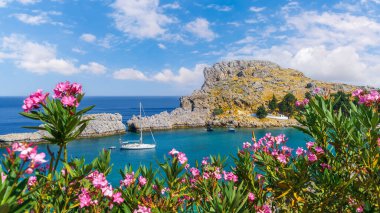 Saint Paul Körfezi manzarası, Rodos, Yunanistan