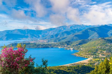 Calcatoggio, Korsika Adası, Fransa Liscia Körfezi manzarası.