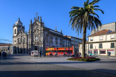 Porto, Portekiz, 21 Mayıs 2023: Porto, Portekiz 'deki Carmo ve Carmelitas Kiliseleri