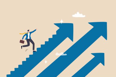 Başarıya, gelişmeye, meydan okumaya ya da kariyer büyümesine, liderlik sürecine, kariyer yoluna ya da iş kavramını kazanmak için merdivenlere doğru adım atın, işadamı zafer için ok merdiveninden yukarı çıkıyor.