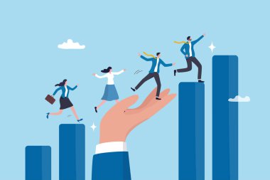 Büyüme yardımı, başarı için destek veya yardım, büyüyen iş, kariyer yolu veya liderlik çalışanların başarısına yardım etmek, yönetici destek kavramı, iş adamı eli insanların büyüme grafiğine tırmanmasına yardım eder.