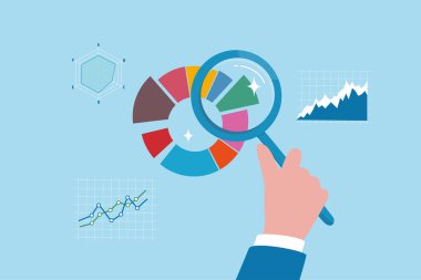 Yatırım grafiği ve grafiği analiz eden büyüteç, araştırma istatistikleri, üst yönetim veya içgörü bilgileri, pazar eğilimi kavramı, büyüteç tutan işadamı ellerinin grafiği analiz etmesi.