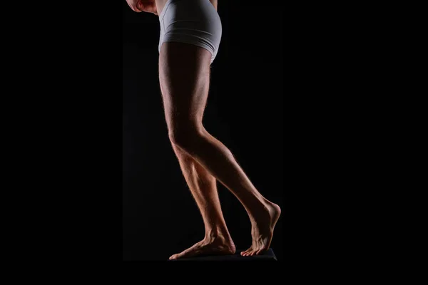 Close Bodybuilders Legs Ready Competitive Sport White Panties — ストック写真