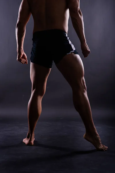 Muscular Male Legs Close Studio Shot Dark Background — Stock Photo, Image