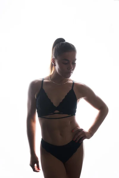 Vrouwelijk Silhouet Lingerie Jong Slank Verleidelijk Vrouw Met Sport Fitness — Stockfoto