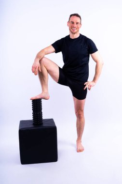 Sporcu masajı ve esneme iliyotibiyal ban kası köpük silindirli..