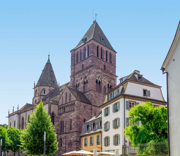 Idylický Dojem Kolem Kostela Tomáše Štrasburku Městě Alsasku Francii — Stock fotografie