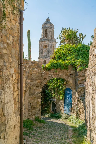 이탈리아 리구리아 지역의 도시인 부사나 키아의 인상적 — 스톡 사진