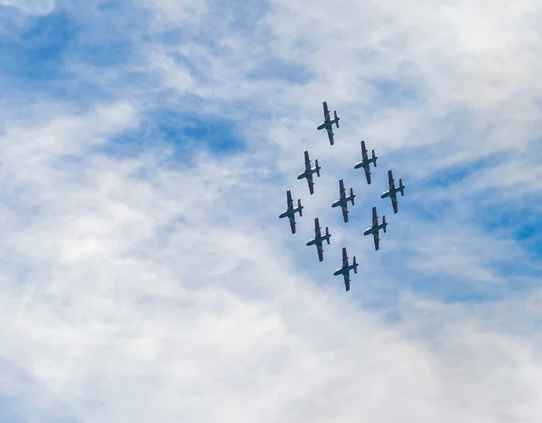 Olasz Légierő Frecce Tricolori Aerobic Csapatának Légi Bemutatója Részben Felhős — Stock Fotó