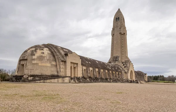 Ossuário Douaumont Memorial Localizado Perto Verdun França — Fotografia de Stock
