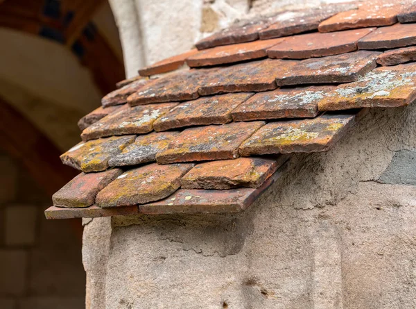 Architektonisches Detail Einschließlich Einiger Alter Dachziegel — Stockfoto