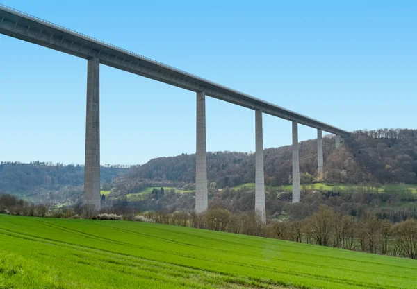 Landschaft Rund Das Kocherviadukt Bei Braunsbach Süddeutschland Zur Frühlingszeit — Stockfoto