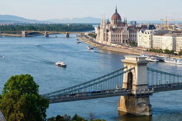 Puente Cadena Szechenyi Puente Margaret Edificio Del Parlamento Húngaro Budapest — Foto de Stock