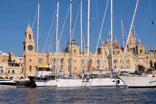 Waterfront Mooring Yachts Grand Harbour Marina Vittoriosa Malta — Stock Photo, Image