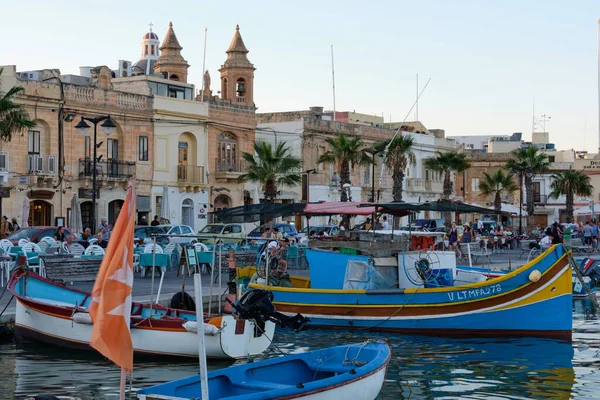 Colourful Mooring Fishing Boats Harbour Marsaxlokk Malta — Stock Photo, Image