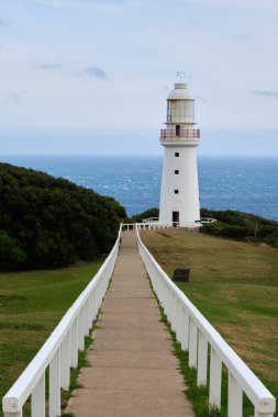 Otway Burnu, Avustralya 'nın en eski ve en önemli deniz feneri olan Cape Otway, Victoria, Avustralya 1848 yılında inşa edilmiştir.