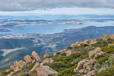 Wellington Dağı 'nın zirvesinden çarpıcı manzara, CBD' den yaklaşık 30 dakika uzaklıkta - Hobart, Tazmanya, Avustralya