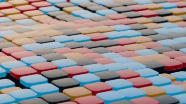 Siyah Arkaplanda Yüzen Çok Renkli Şeffaf ve mat Küpler