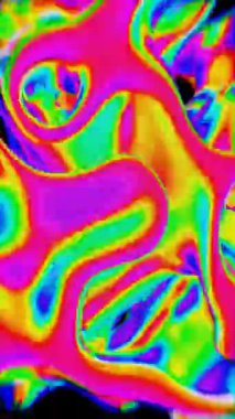 Canlı Gökkuşağı Girdabı ve Yumuşak Renkli Gerçeküstü Soyut Küre