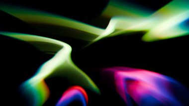 Beyaz ve yeşil desenli siyah bir arkaplan