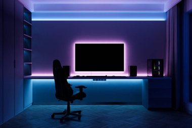 Modern bir masa düzeneği canlı mavi ve mor LED 'ler tarafından aydınlatılan büyük bir monitöre sahiptir. Bu film izlemek için büyüleyici, sinematik bir atmosfer yaratır. 3 Boyutlu Hazırlama.