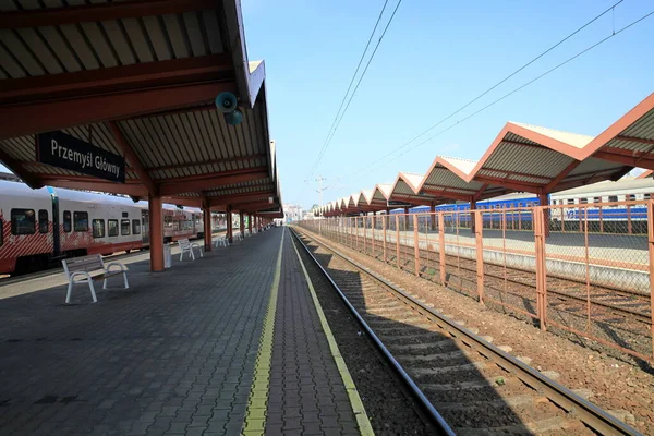 Polonya Daki Przemyl Howny Tren Istasyonunun Platformu Rayları — Stok fotoğraf