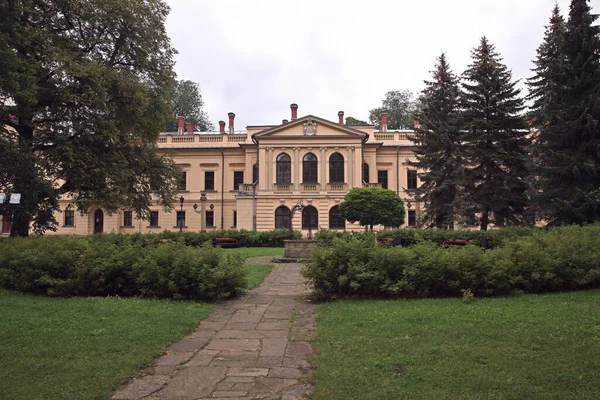 Polonya Nın Güneyindeki Sola Nehri Üzerinde Yer Alan Habsburg Sarayı — Stok fotoğraf