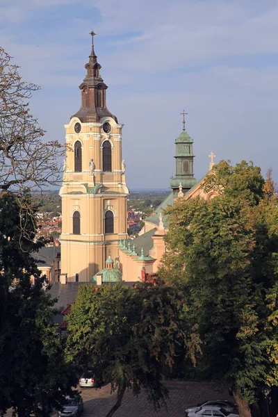 Katolicka Katedra Najświętszej Marii Panny Jana Chrzciciela Dzwonnica Katedry Przemyśl — Zdjęcie stockowe