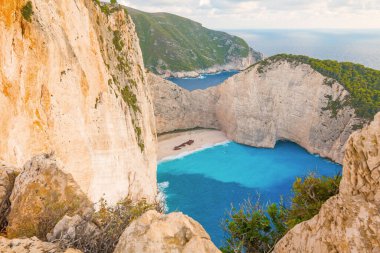 Yunanistan, Zakynthos 'taki Naavagio gemi enkazı plajı. İyon Denizi