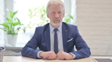 Eski İşadamı Parmak İzi Göstermiyor